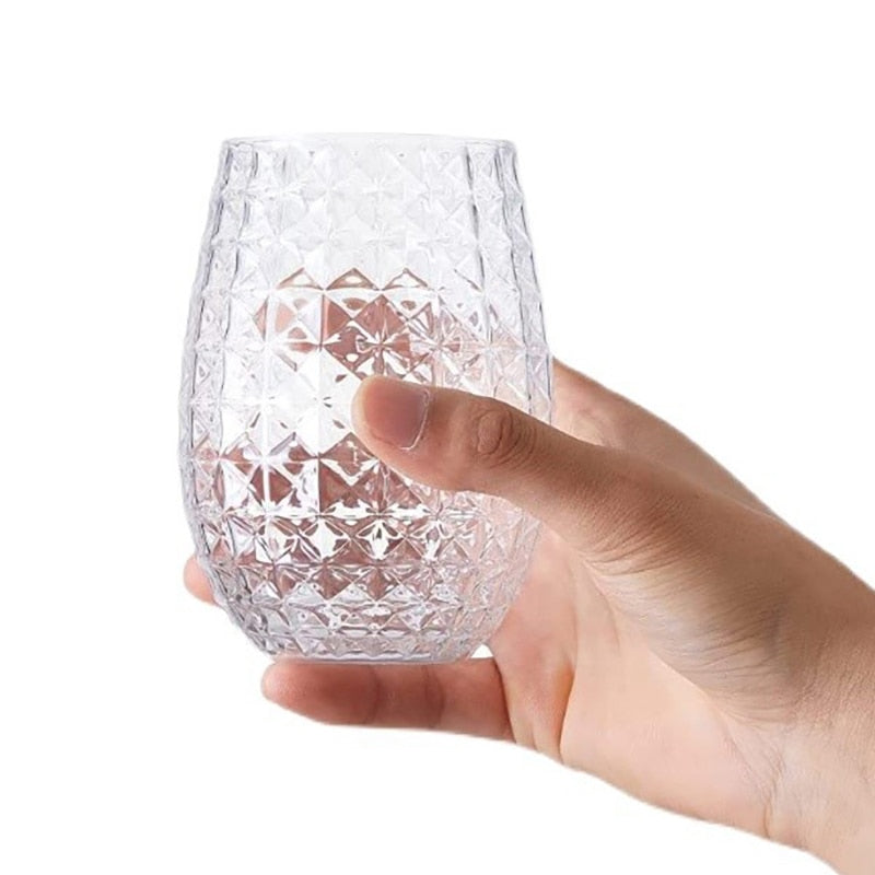 CrystalElegance™: Vasos de Plástico Irrompibles para celebraciones.